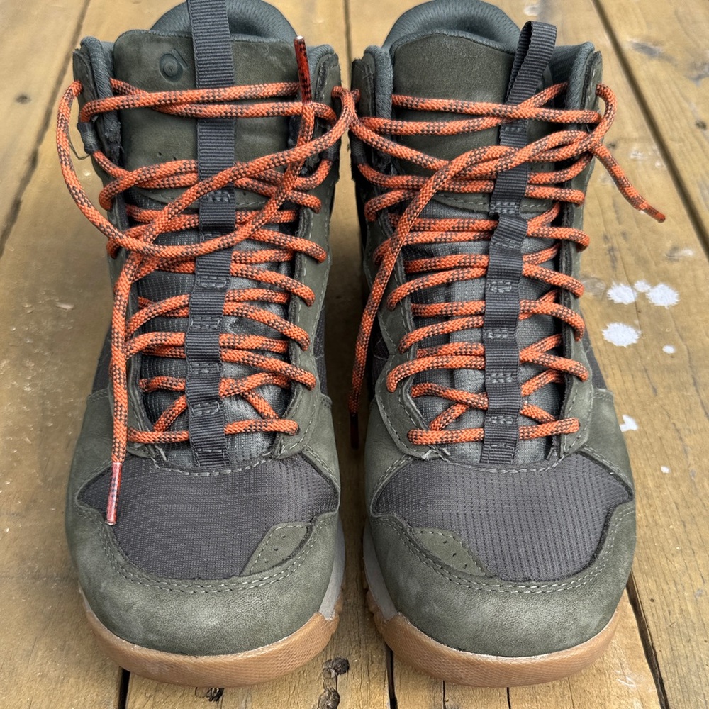 Men's Green Oboz Hiking/casual Boots size 8 waterproof